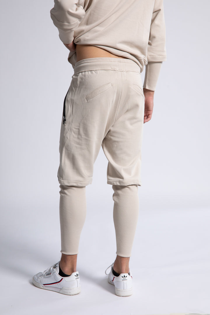 Sweatpants with tightened part lower