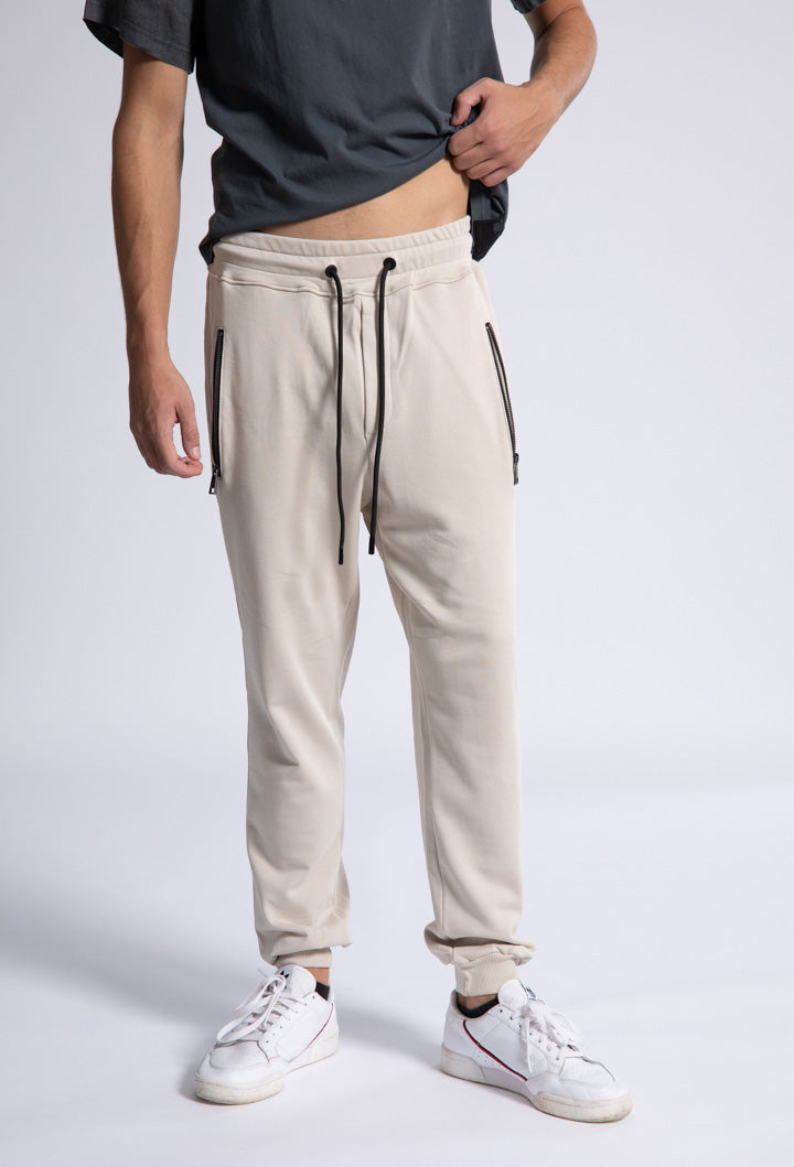 Sweatpants with zipper pockets