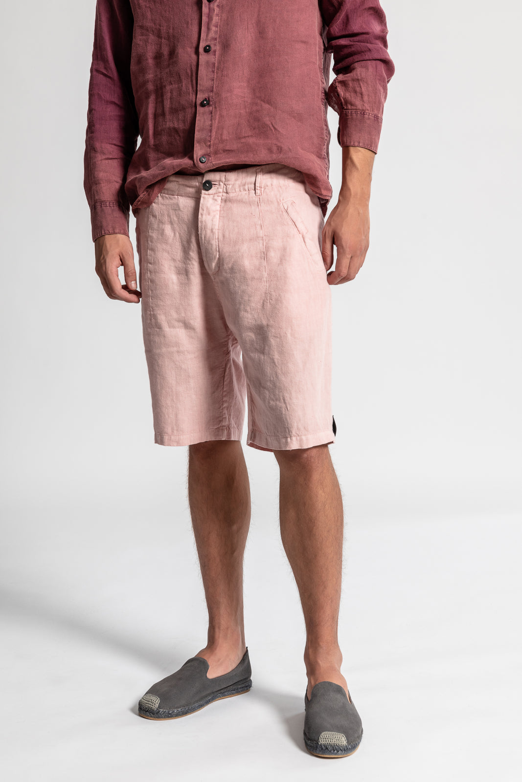 SS24 Linen Tuck Shorts