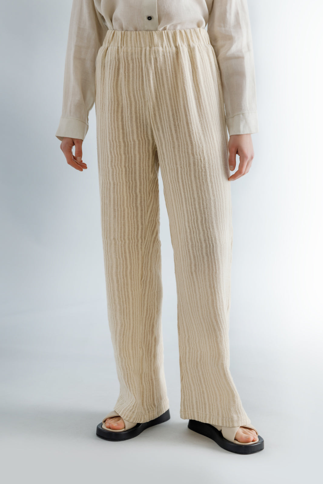 Linen Beige Pants with stripes